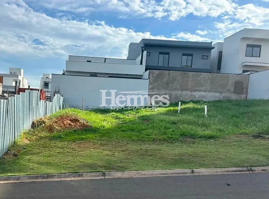 Terreno, 300 m² - Foto 1