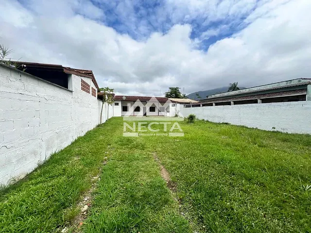 Terreno com 490m², à venda, no bairro Jardim das Gaivotas em Caraguatatuba