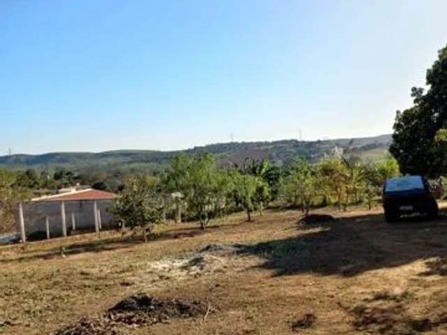 Terreno com 1280m², à venda, no bairro Loteamento Chácaras Ingrid em Taubaté