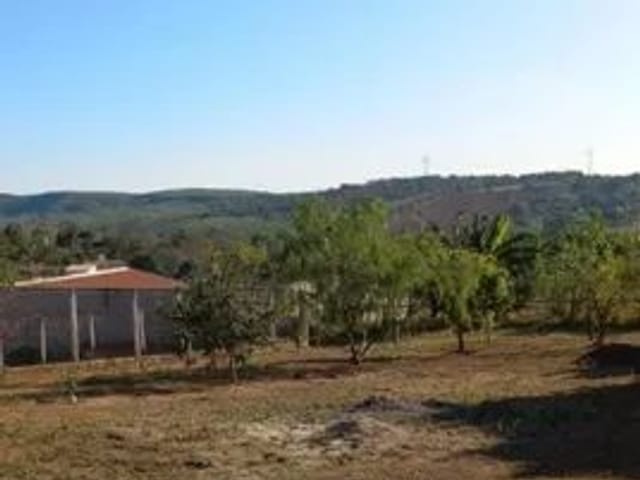 Terreno com 1280m², à venda, no bairro Loteamento Chácaras Ingrid em Taubaté