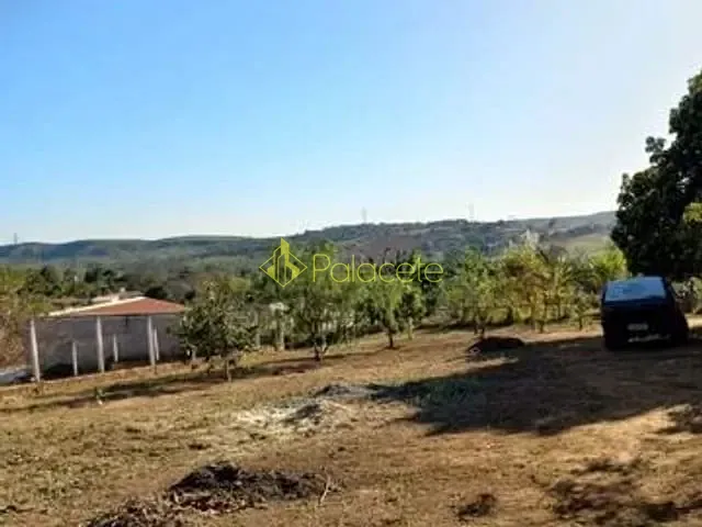 Terreno com 1280m², à venda, no bairro Loteamento Chácaras Ingrid em Taubaté