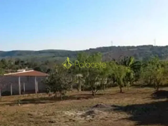 Terreno com 1280m², à venda, no bairro Loteamento Chácaras Ingrid em Taubaté
