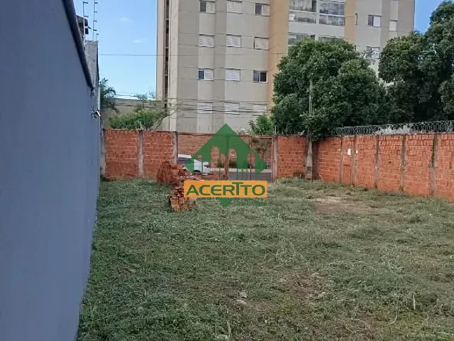 Terreno com 316m², à venda, no bairro Parque Baguaçu em Araçatuba