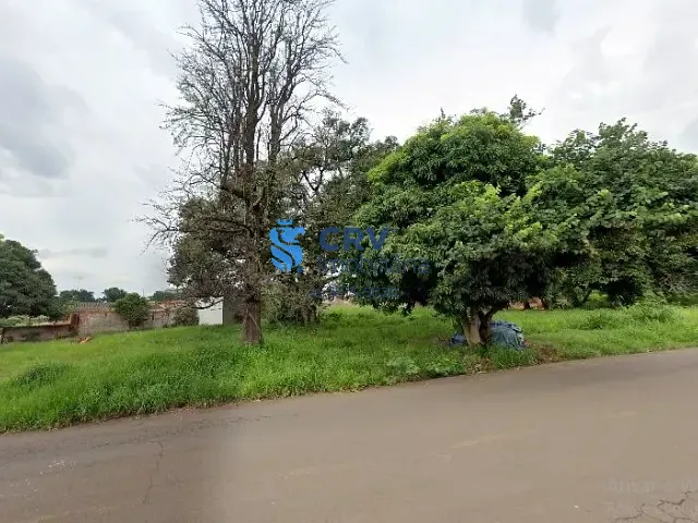 Terreno com 1027m², à venda, no bairro Conjunto Habitacional Maria Cecília Serrano de Oliveira em Londrina