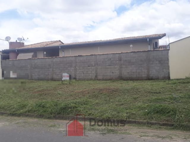 Terreno com 208m², à venda, no bairro Parque das Palmeiras em Pindamonhangaba