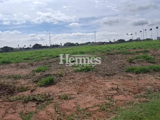 Terreno com 250m², à venda, no bairro Parque Brasil 500 em Paulínia