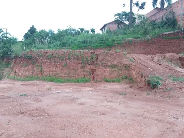 Terreno à venda, no bairro Vila Torres em Campo Largo