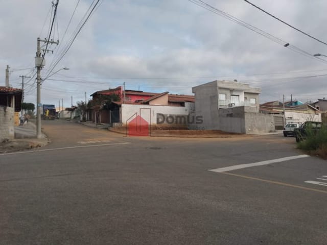Terreno com 144m², à venda, no bairro Residencial Mombaça em Pindamonhangaba