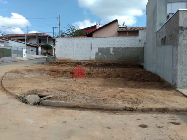 Terreno com 144m², à venda, no bairro Residencial Mombaça em Pindamonhangaba
