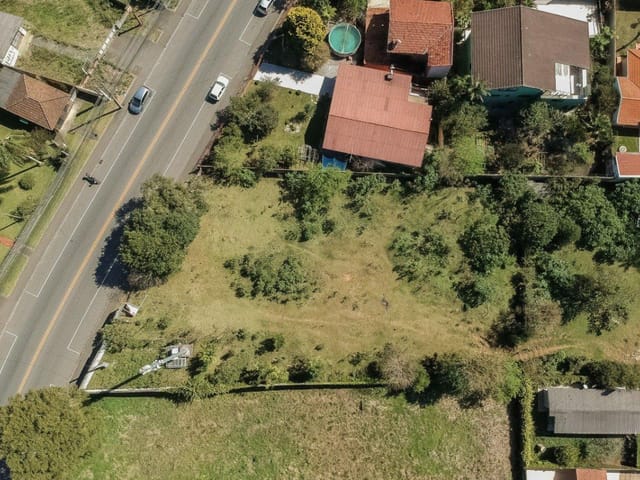 Terreno com 730m², à venda, no bairro Santa Felicidade em Curitiba