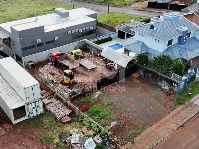 Terreno com 383m², à venda, no bairro Maria Goretti em Chapecó