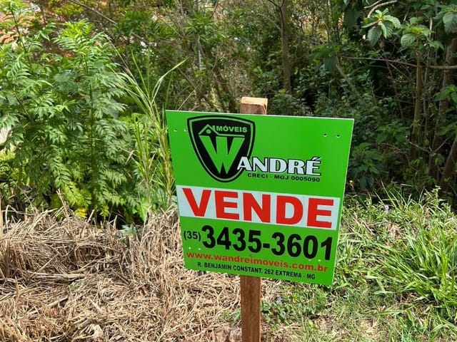 Terreno com 250m², à venda, no bairro Vila Rica em Extrema