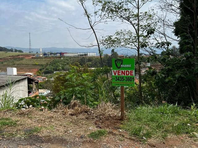Terreno com 250m², à venda, no bairro Vila Rica em Extrema
