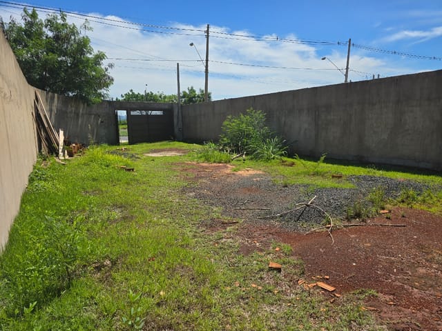 Foto do Terreno - Terreno residencial para venda em Jardim Cristo Redentor, 309m² | Lares e Andares Imóveis