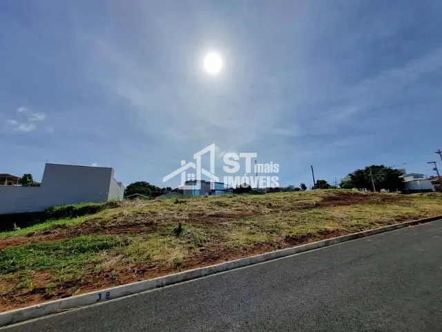Terreno com 661m², à venda, no bairro Andradas em Andradas
