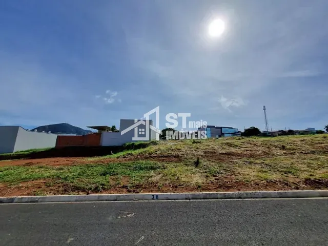 Terreno com 661m², à venda, no bairro Andradas em Andradas