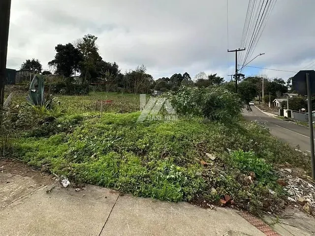 Terreno com 300m², à venda, no bairro Santa Cruz em Guarapuava