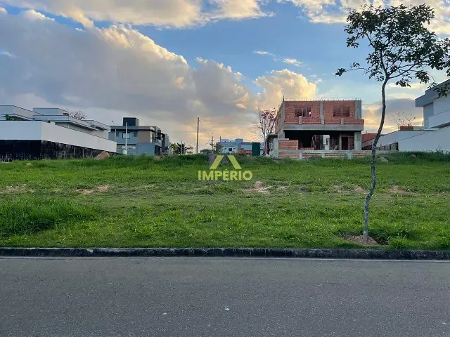 Terreno com 300m², à venda, no bairro Reserva Central Parque em Salto