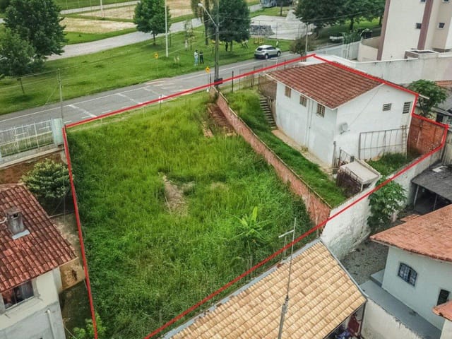 Terreno com 600m², à venda, no bairro Campo Comprido em Curitiba