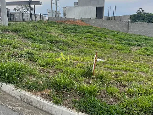 Terreno com 225m², à venda, no bairro Bosque da Imperatriz em Pindamonhangaba