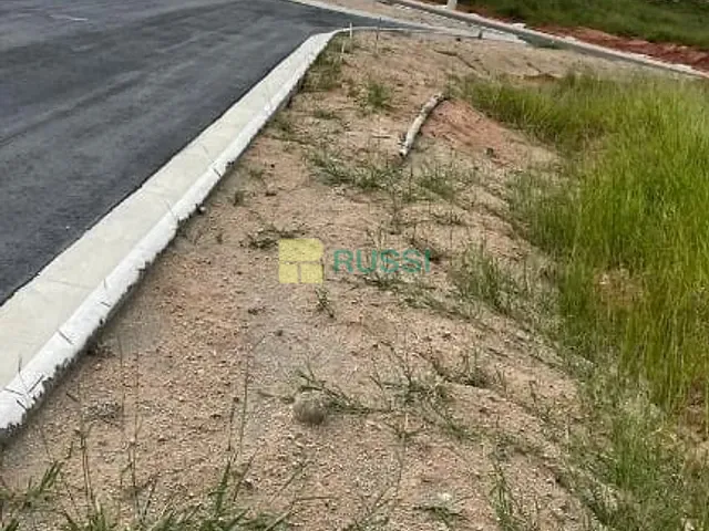 Terreno com 250m², à venda, no bairro Putim em São José dos Campos