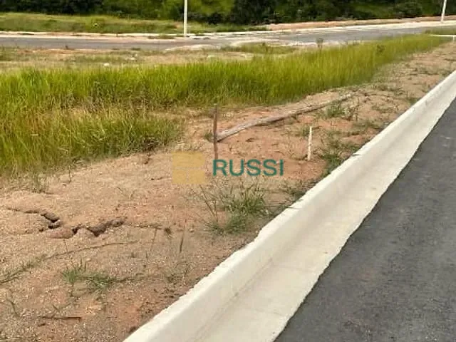 Terreno com 250m², à venda, no bairro Putim em São José dos Campos