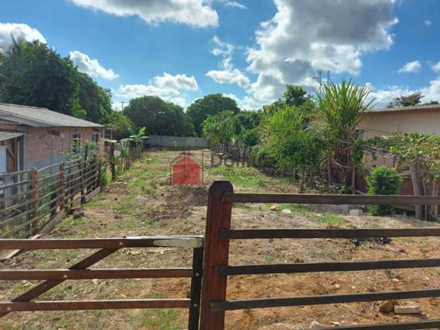Terreno com 250m², à venda, no bairro Parque Shangrilá em Pindamonhangaba