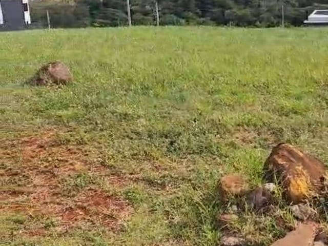Terreno com 254m², à venda, no bairro Parque Tauá em Londrina