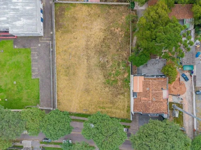 Terreno com 2009m², à venda, no bairro Santa Felicidade em Curitiba