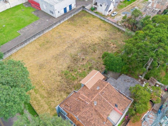 Terreno com 2009m², à venda, no bairro Santa Felicidade em Curitiba