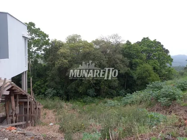 Terreno com 450m², à venda, no bairro Das Nações em Concórdia