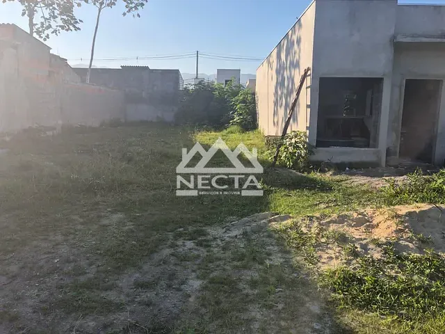 Terreno com 130m², à venda, no bairro Balneário Recanto do Sol em Caraguatatuba