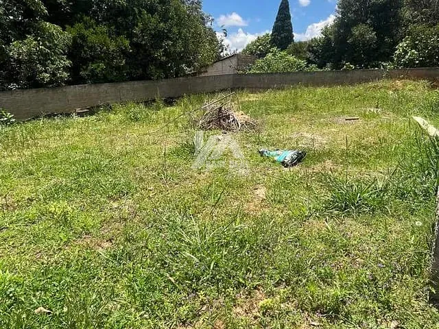 Terreno com 332m², à venda, no bairro Vila Bela em Guarapuava