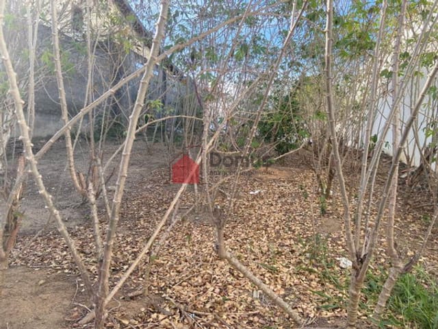 Terreno com 300m², à venda, no bairro Residencial Mombaça em Pindamonhangaba