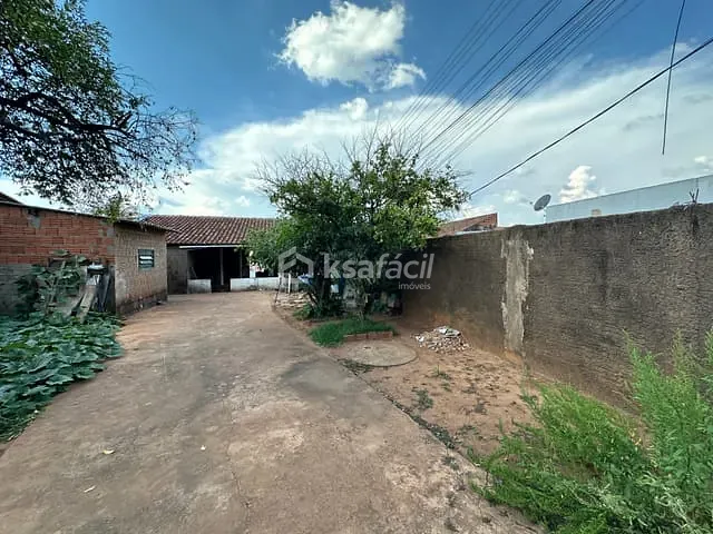 Casa com 208m², à venda, no bairro Tiradentes em Campo Grande