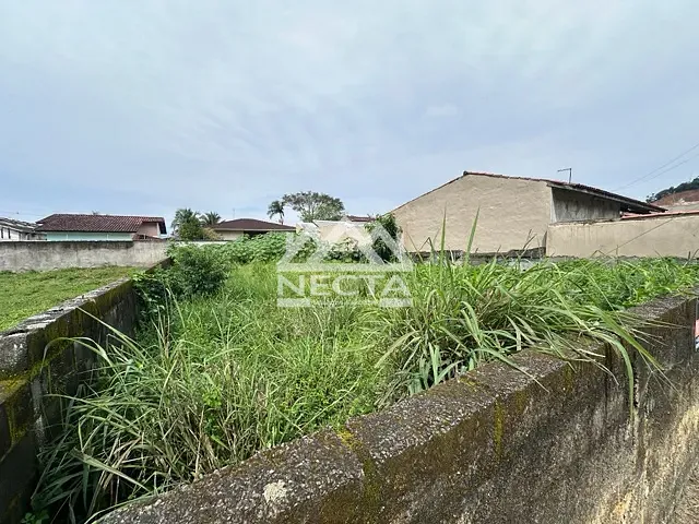 Terreno com 360m², à venda, no bairro Cidade Jardim em Caraguatatuba