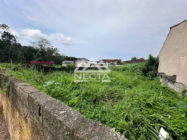 Terreno com 360m², à venda, no bairro Cidade Jardim em Caraguatatuba