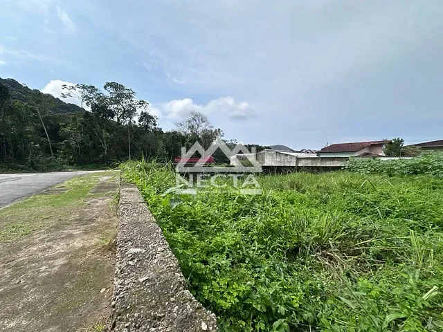 Terreno com 360m², à venda, no bairro Cidade Jardim em Caraguatatuba