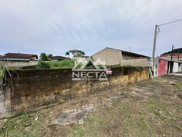 Terreno com 360m², à venda, no bairro Cidade Jardim em Caraguatatuba