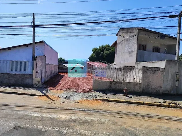 Terreno com 300m², à venda, no bairro Jardim Anhembi em São José dos Campos