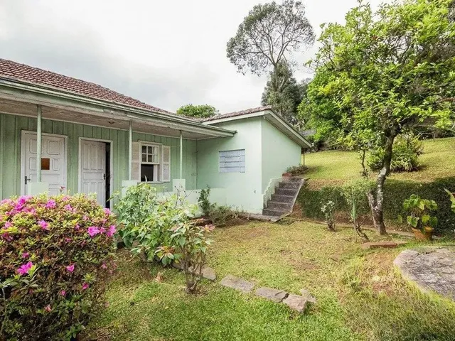Terreno com 452m², à venda, no bairro Abranches em Curitiba