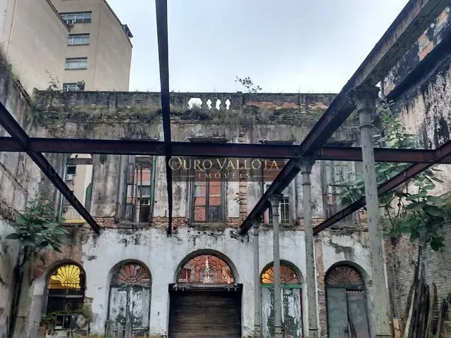 Terreno com 1098m², à venda, no bairro Centro em Santos