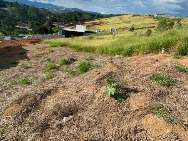 Terreno com 347m², à venda, no bairro Recanto do Sol em Extrema