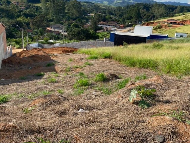 Terreno com 347m², à venda, no bairro Recanto do Sol em Extrema