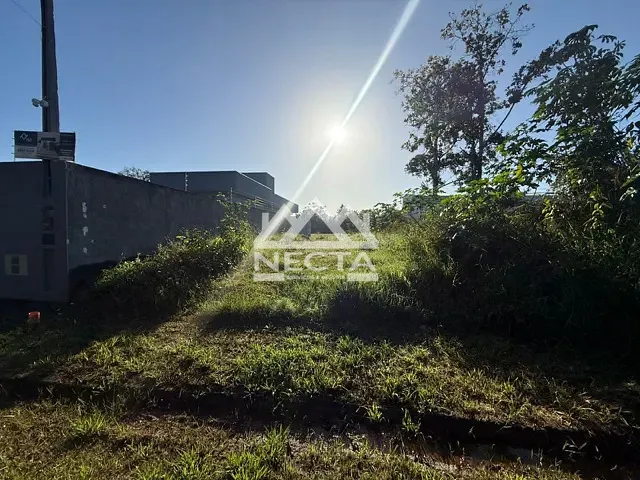 Terreno com 180m², à venda, no bairro Estância Mirante de Caraguatatuba em Caraguatatuba