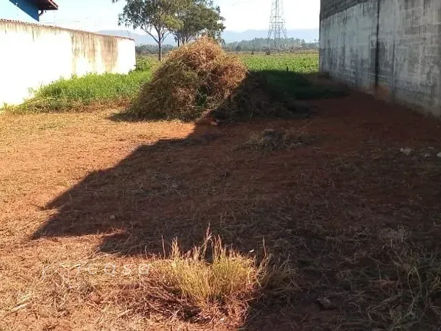 Terreno com 300m², à venda, no bairro Village das Flores em Caçapava