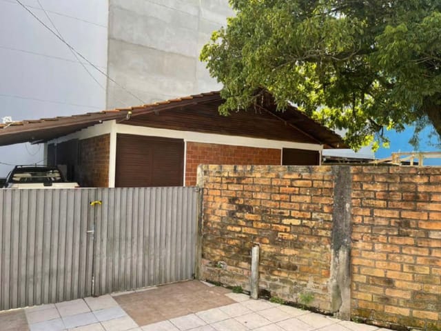 Terreno com 264m², à venda, no bairro Centro em Balneário Camboriú