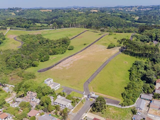Terreno com 839m², à venda, no bairro Ferraria em Campo Largo