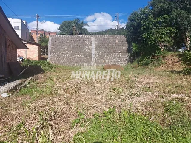 Terreno com 416m², à venda, no bairro Imperial em Concórdia