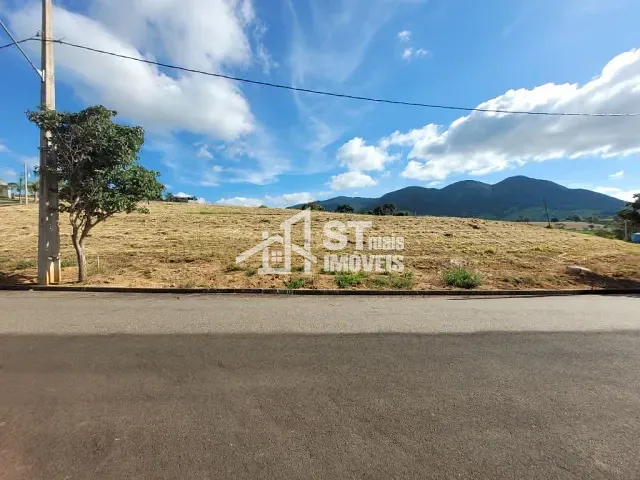 Terreno com 1000m², à venda, no bairro Recanto Verde em Andradas